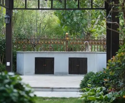 如何打造私密性强的重庆别墅花园