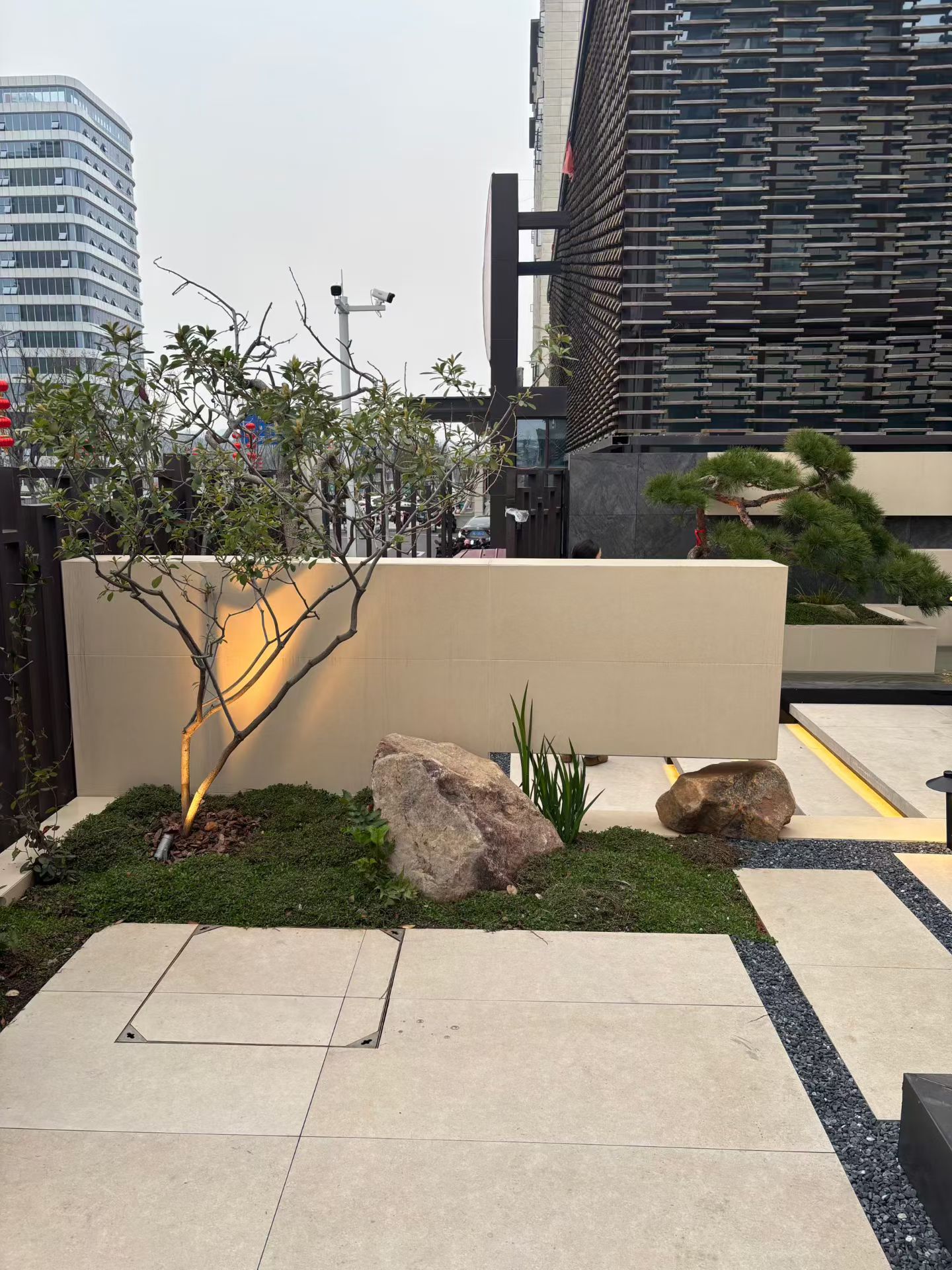 重庆渝北中央润园花园设计施工实景案例