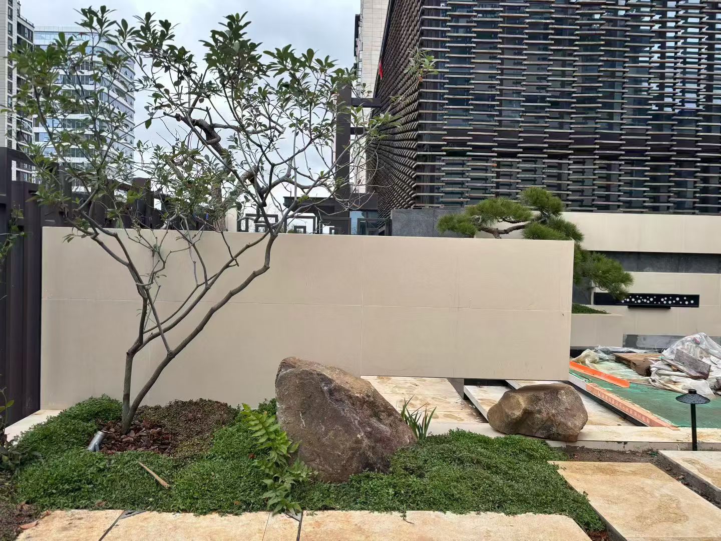 重庆渝北中央润园花园设计施工实景案例