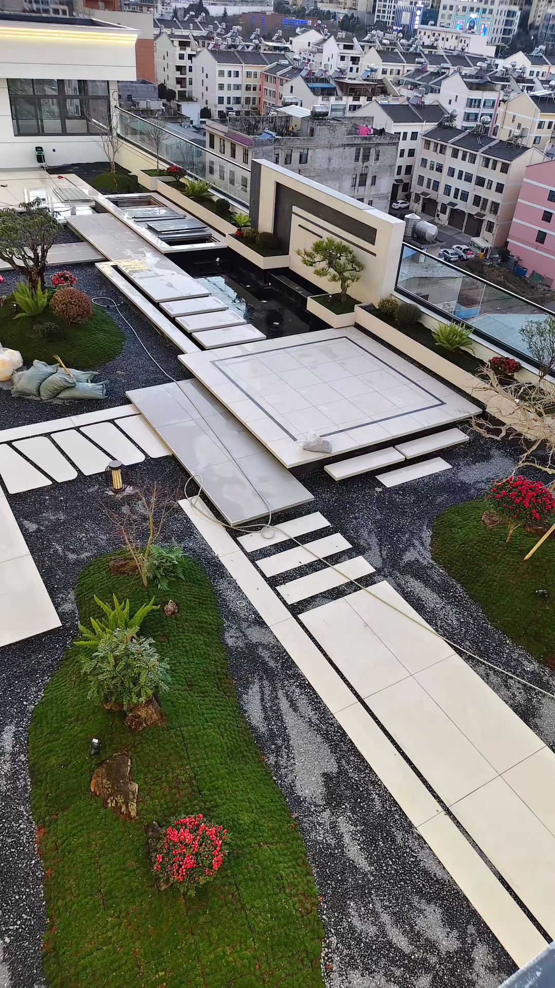 重庆沙坪坝120m²楼顶花园设计施工实景案例